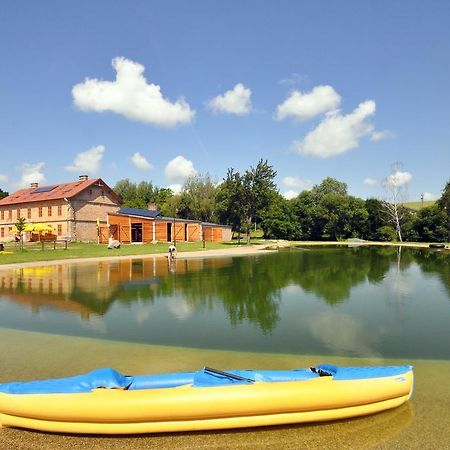 Hotel Rekreacni Areal Dvur Honetice Exterior foto